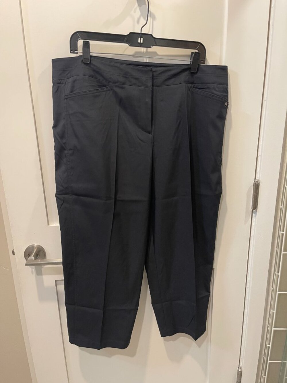 Women's TAIL Golf Capri Pants Sz 16 MINT Condition